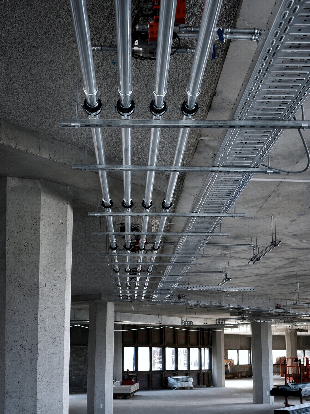 Technische leidingtracés in utiliteitsbouw